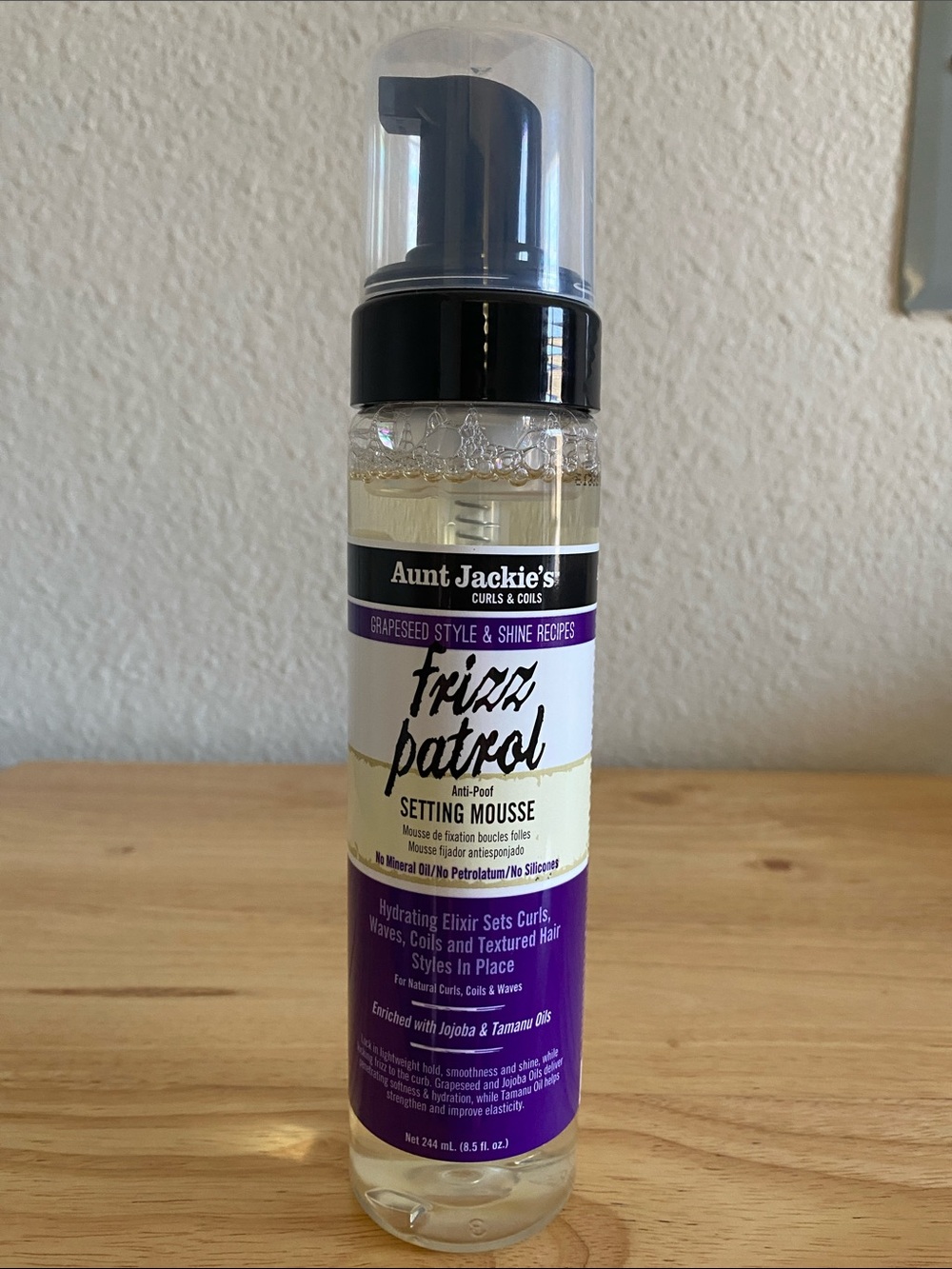 Aunt Jackie’s Grapeseed Frizz Patrol Setting Mousse